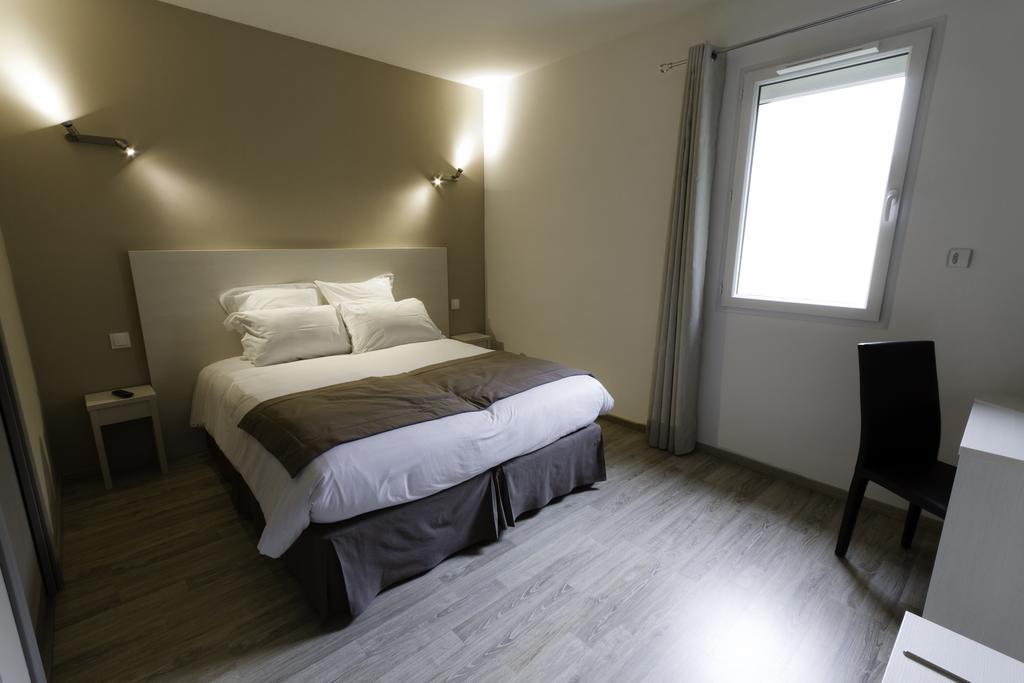 Hotel Les Petits Oreillers Saint-Martin-dʼArdèche Værelse billede