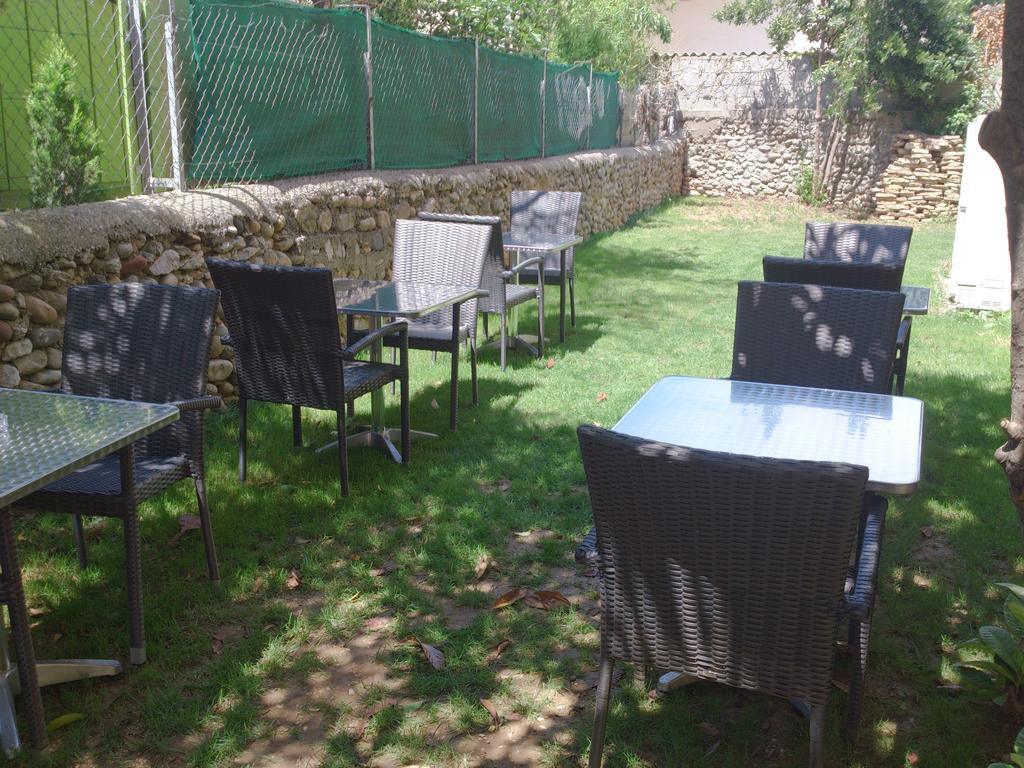 Hotel Les Petits Oreillers Saint-Martin-dʼArdèche Eksteriør billede