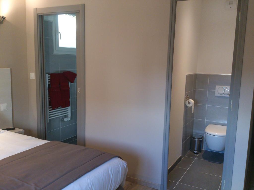 Hotel Les Petits Oreillers Saint-Martin-dʼArdèche Værelse billede