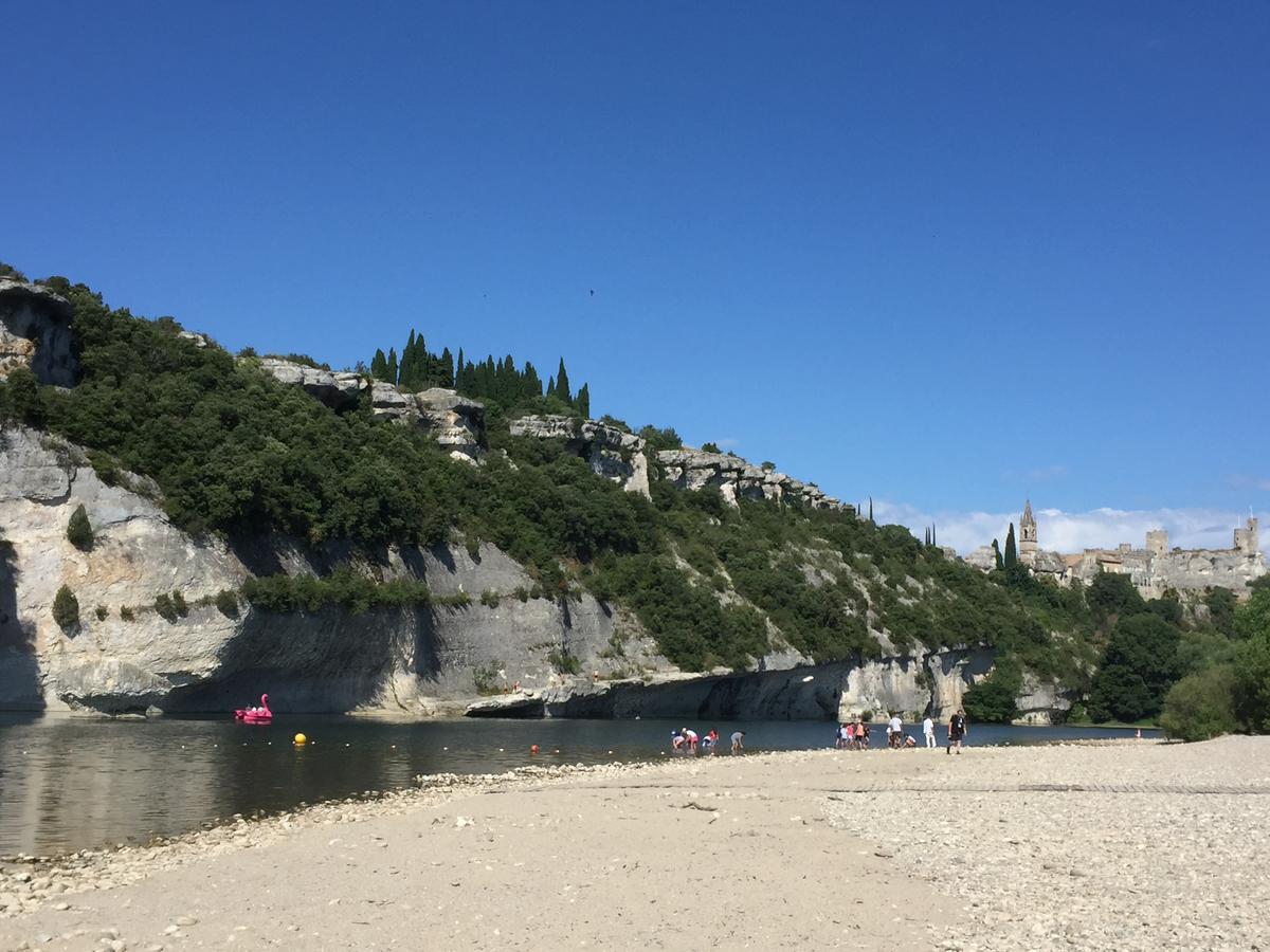 Hotel Les Petits Oreillers Saint-Martin-dʼArdèche Eksteriør billede
